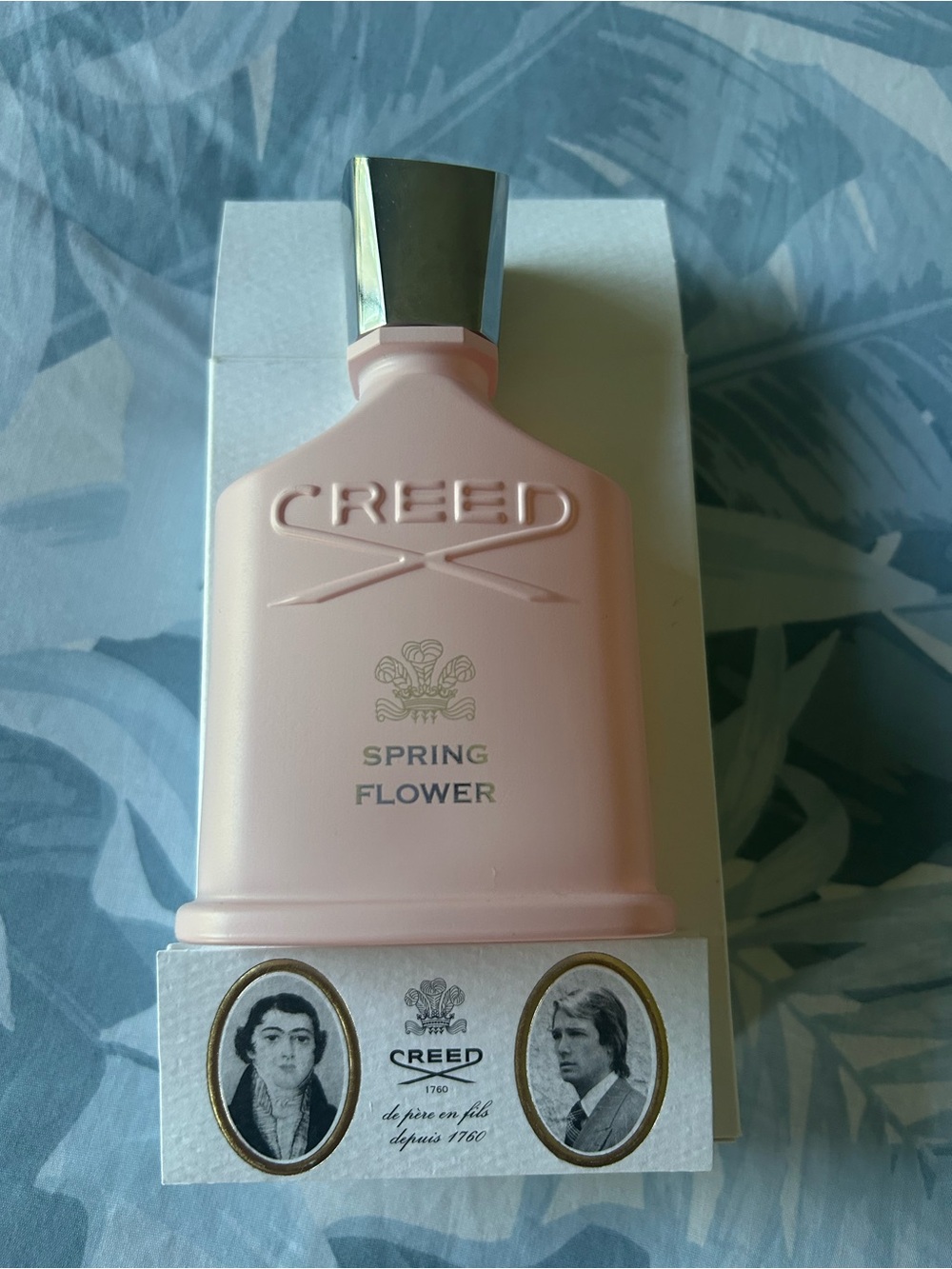 Creed Spring Flower— Soft Pink Bottle - Picture 3 of 3